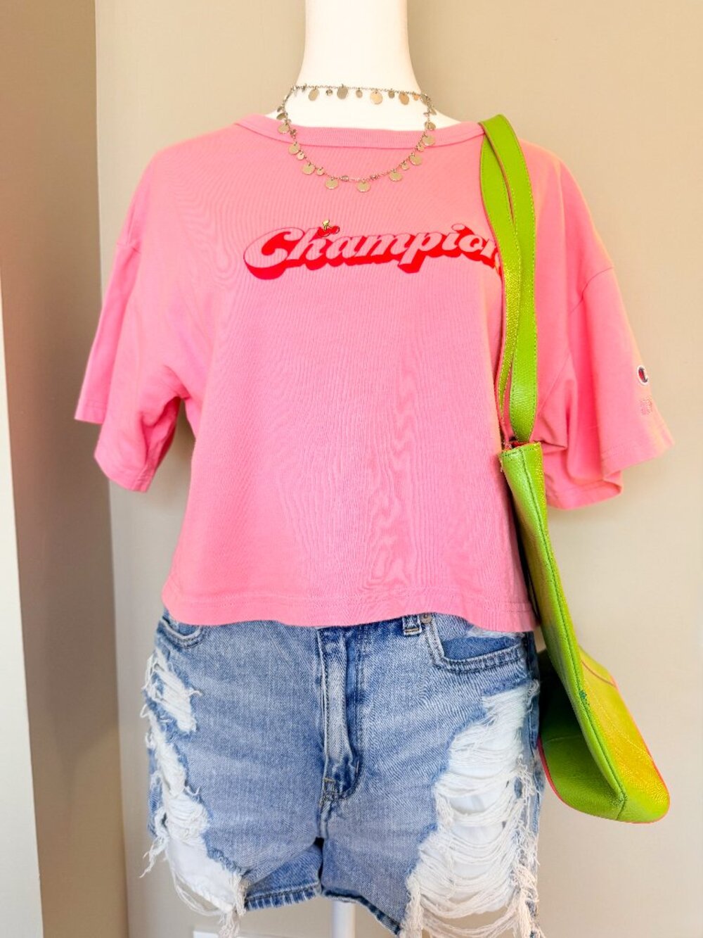Champion Pink Y2K Cropped Tee Shirt KNC beauty Edition Size Medium